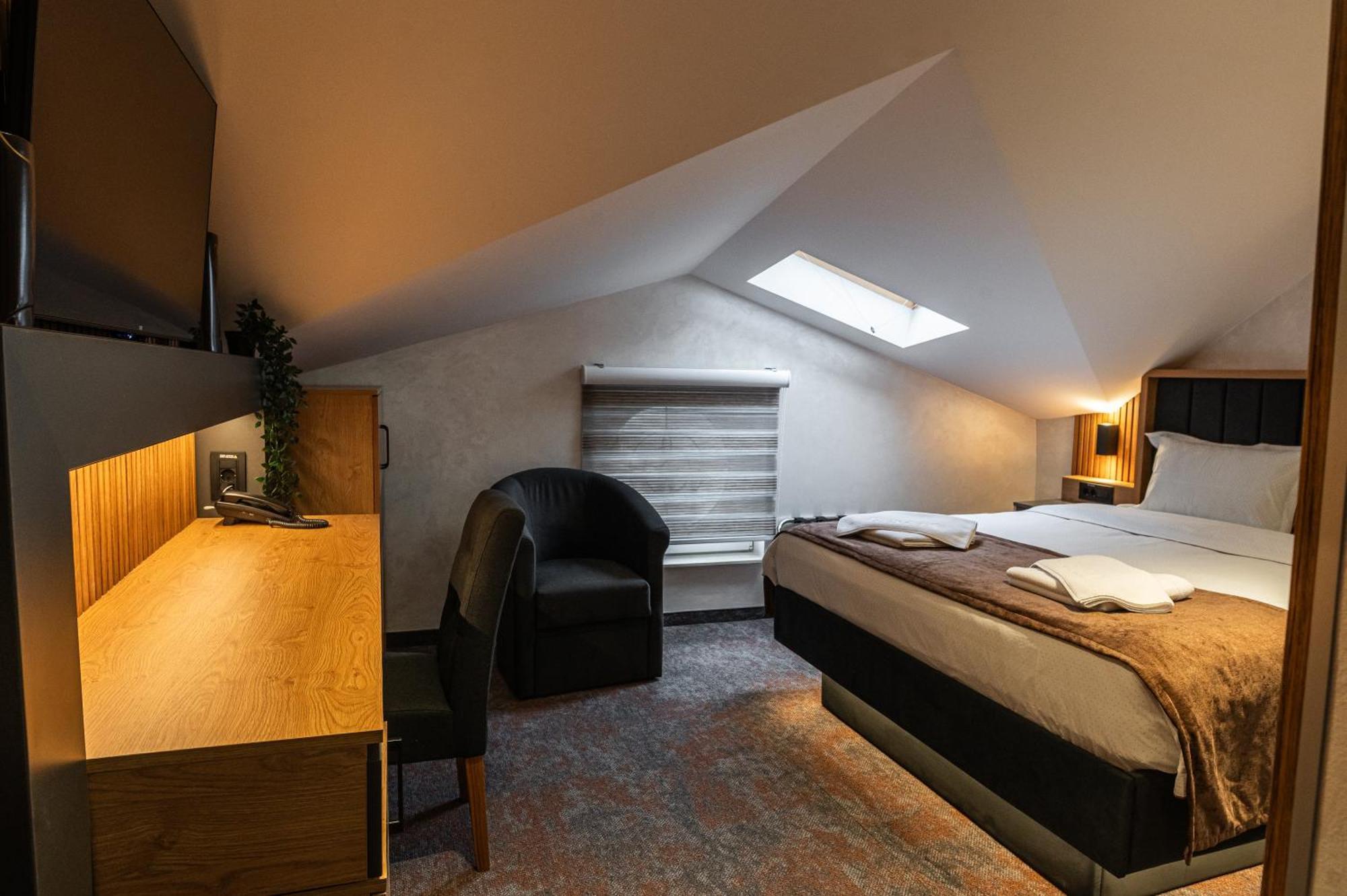 Hotel Astral Šabac Стая снимка