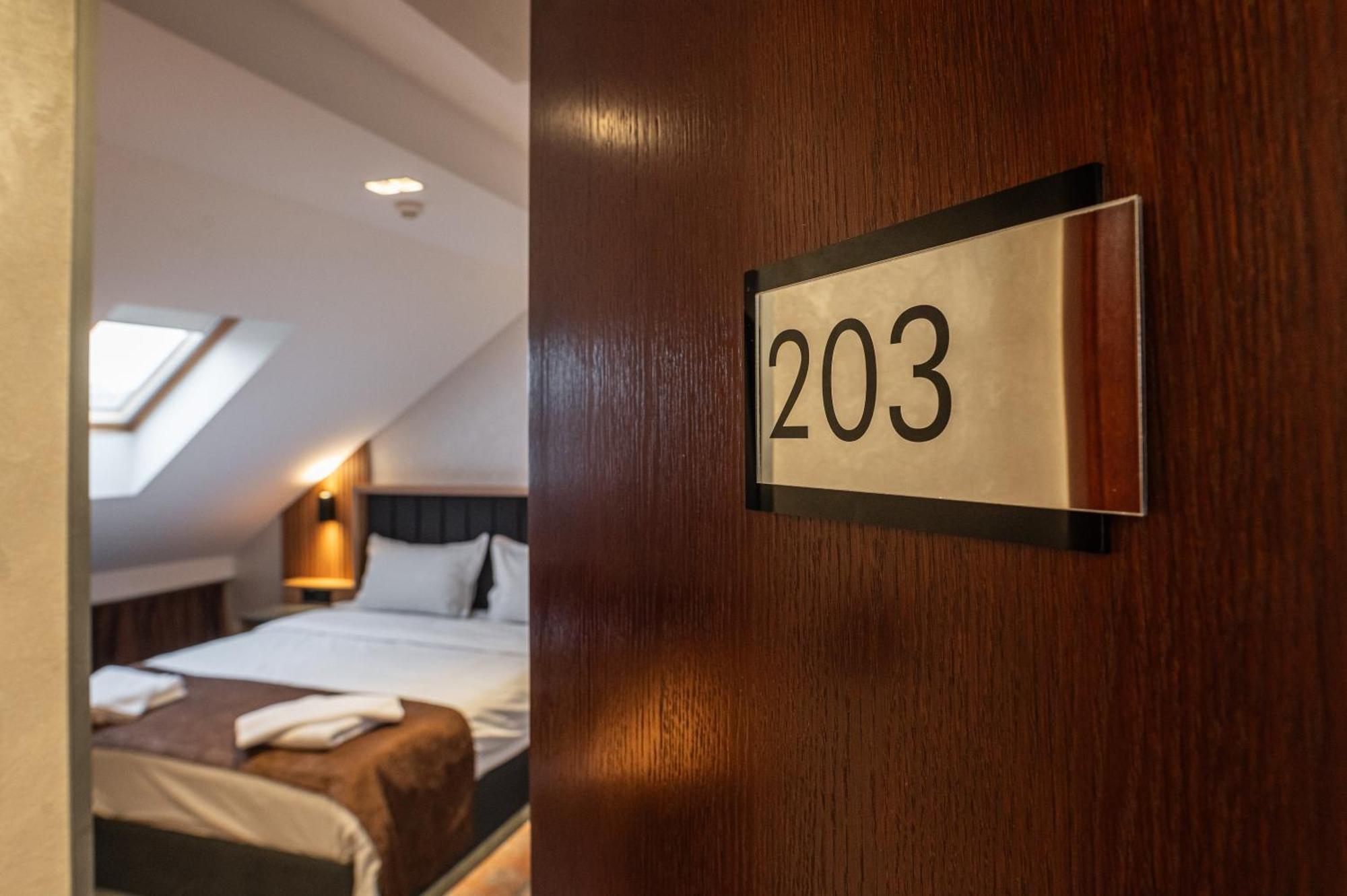 Hotel Astral Šabac Стая снимка