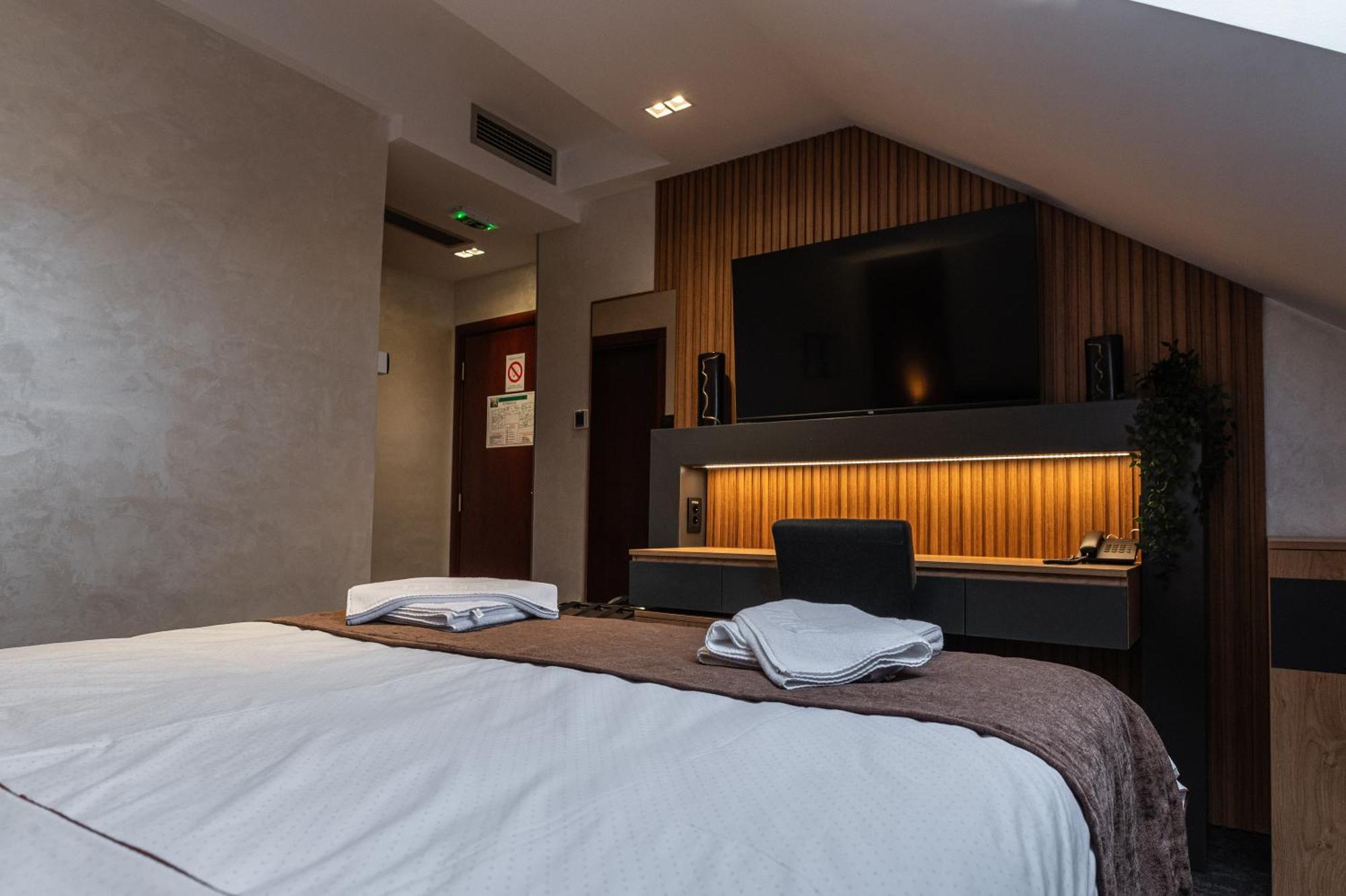 Hotel Astral Šabac Стая снимка