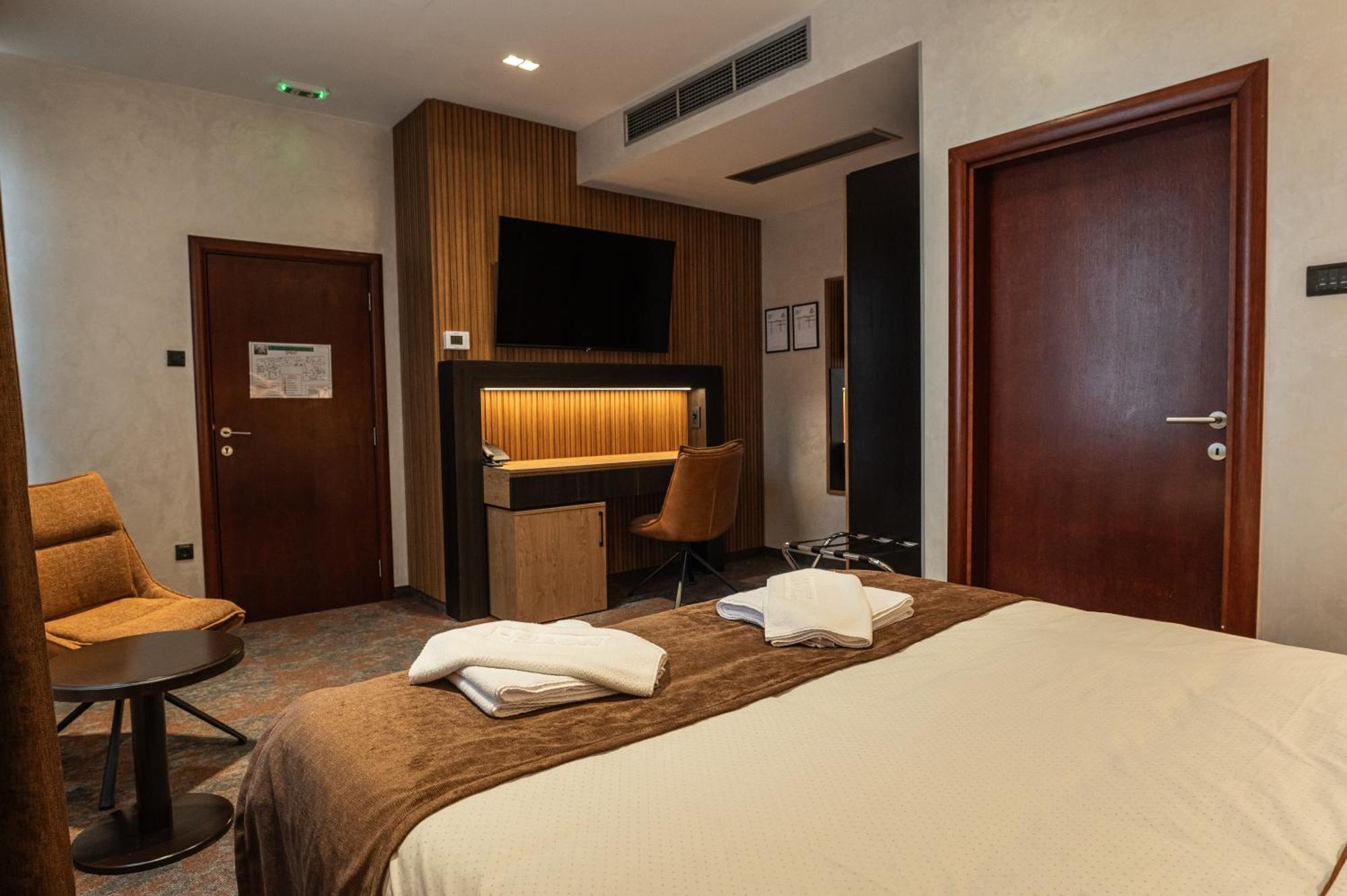 Hotel Astral Šabac Стая снимка