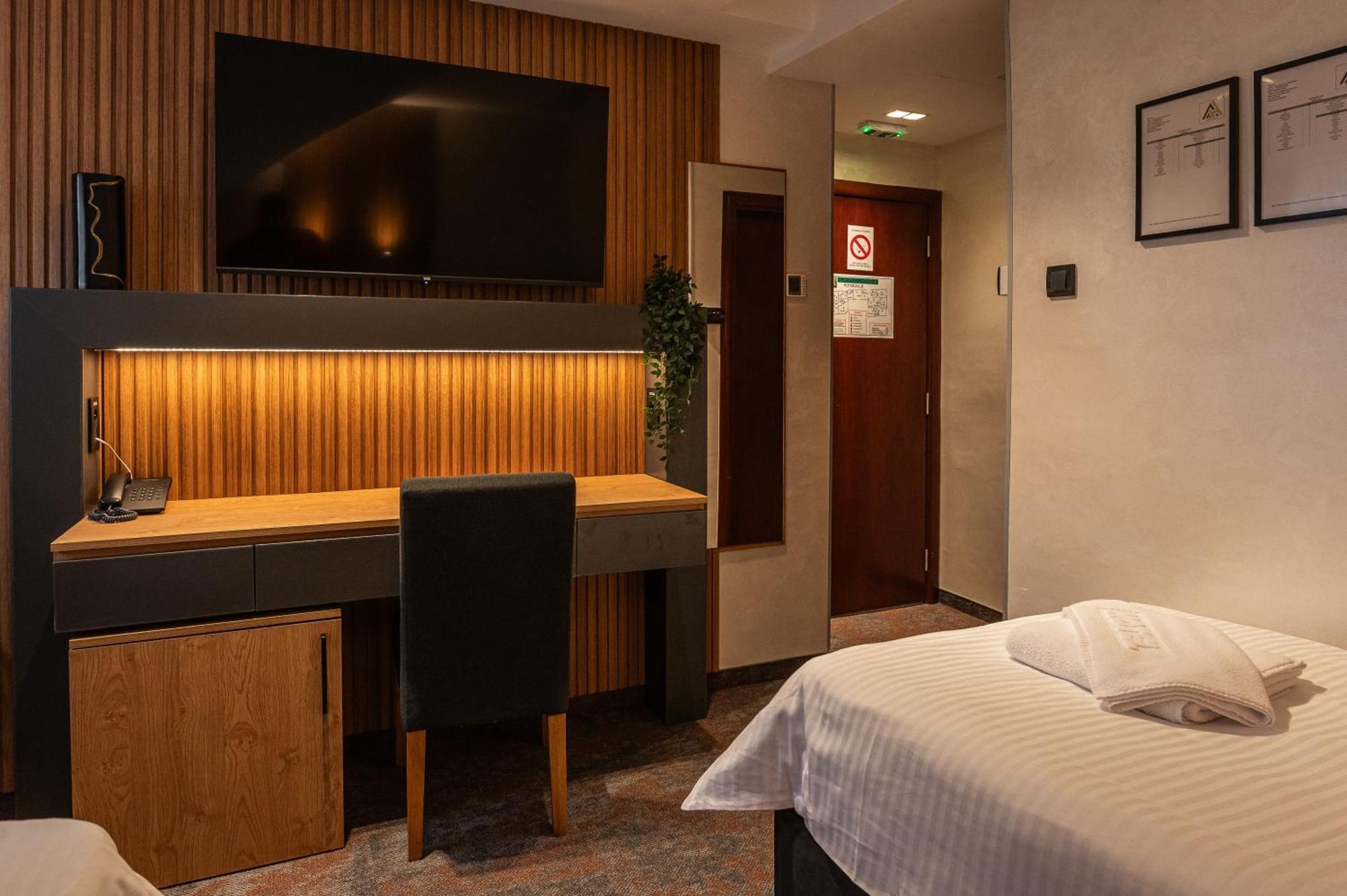 Hotel Astral Šabac Стая снимка