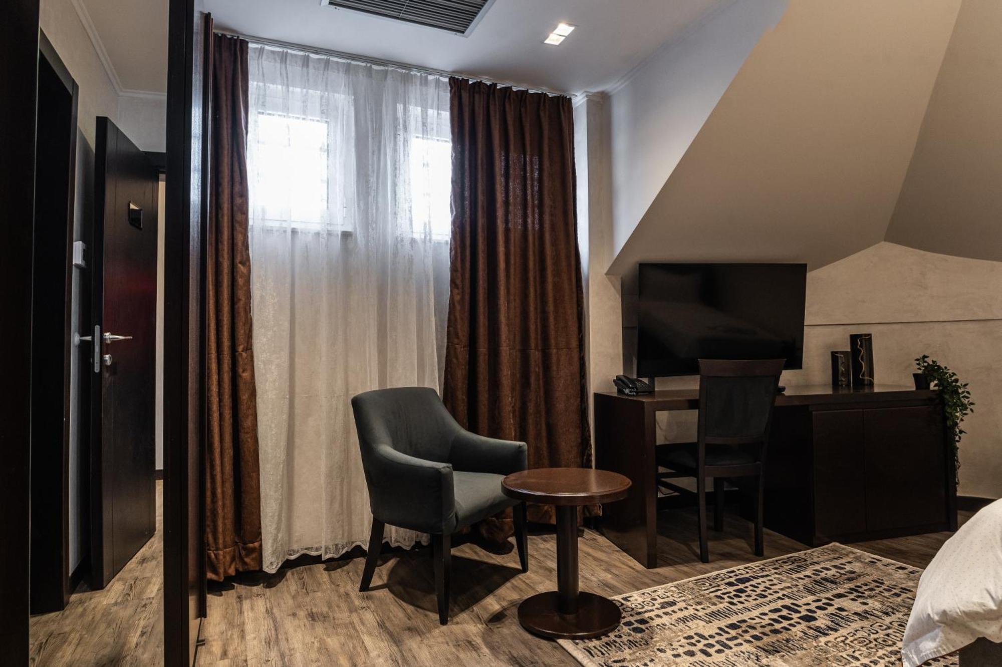 Hotel Astral Šabac Стая снимка