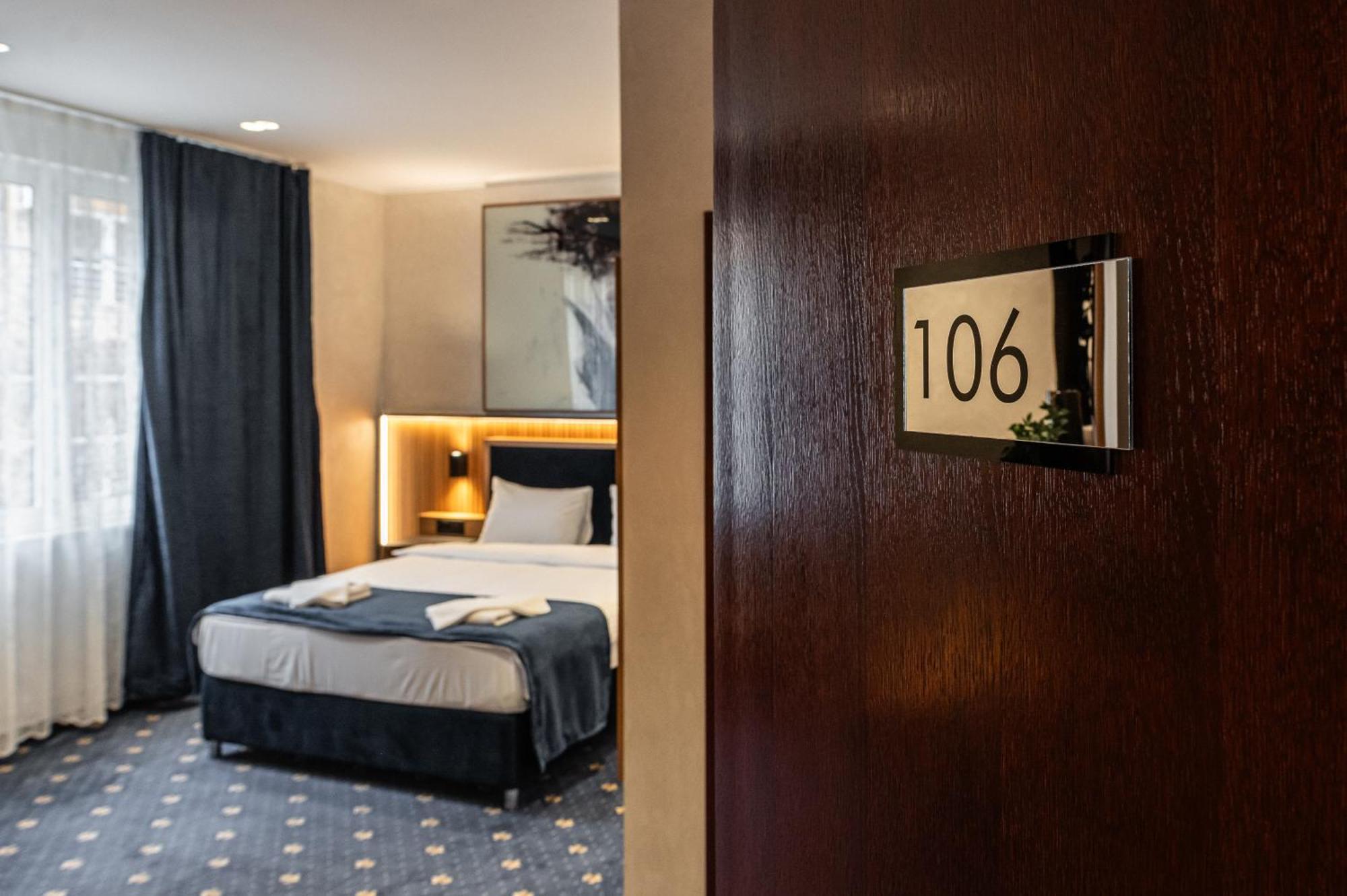Hotel Astral Šabac Стая снимка